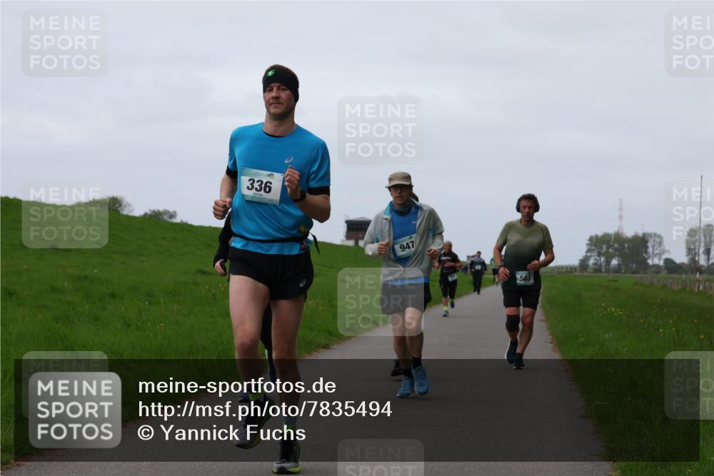 04.05.2025 - 8. Wedeler Halbmarathon Yannick Fuchs http://msf.ph/oto/7835494 04.05.2025 11:23:21 Laufen 336, 947, 563 meine-sportfotos.de