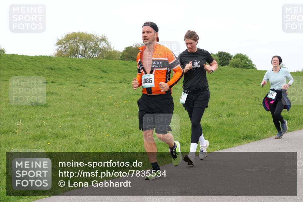 04.05.2025 - 8. Wedeler Halbmarathon Lena Gebhardt http://msf.ph/oto/7835534 04.05.2025 11:27:49 Laufen 1086, 604 meine-sportfotos.de