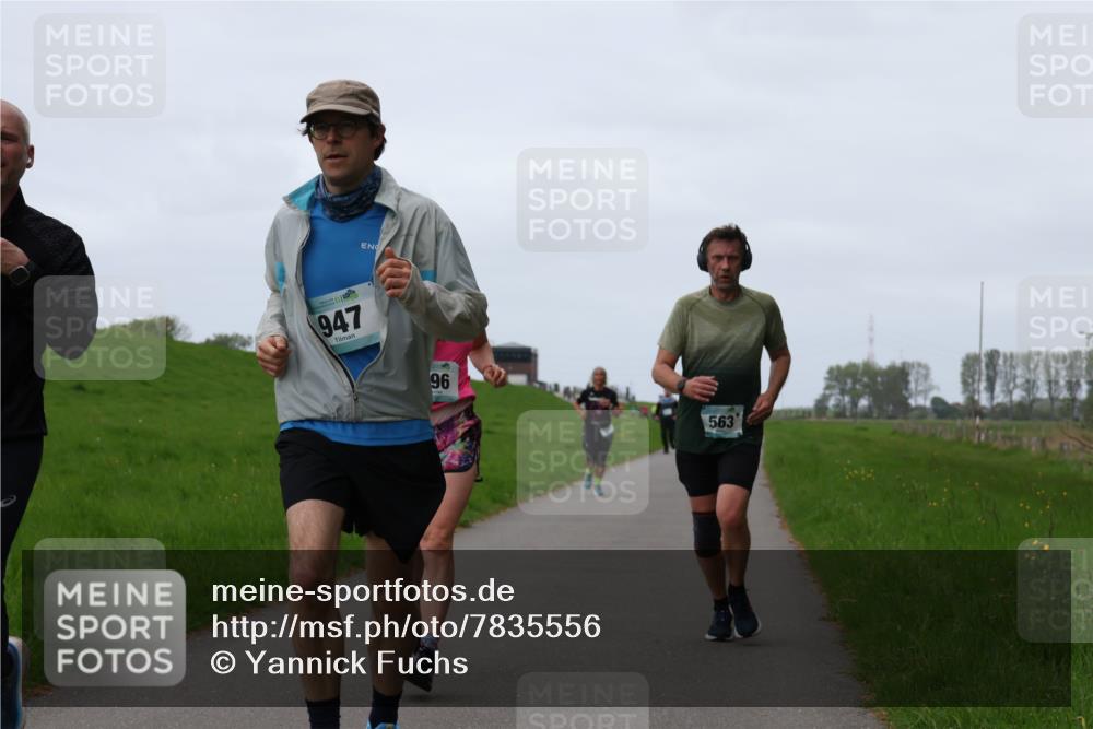 04.05.2025 - 8. Wedeler Halbmarathon Yannick Fuchs http://msf.ph/oto/7835556 04.05.2025 11:23:23 Laufen 947, 96, 563 meine-sportfotos.de