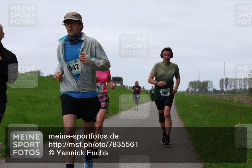 04.05.2025 - 8. Wedeler Halbmarathon Yannick Fuchs http://msf.ph/oto/7835561 04.05.2025 11:23:23 Laufen 947, 96, 563 meine-sportfotos.de