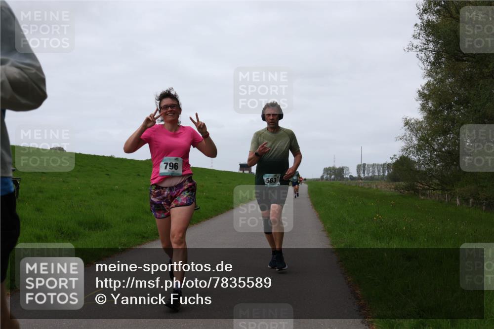 04.05.2025 - 8. Wedeler Halbmarathon Yannick Fuchs http://msf.ph/oto/7835589 04.05.2025 11:23:25 Laufen 796, 563 meine-sportfotos.de