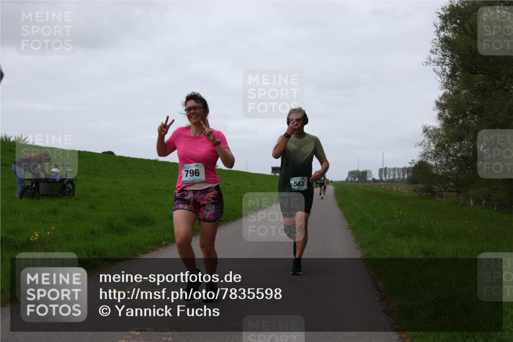 04.05.2025 - 8. Wedeler Halbmarathon Yannick Fuchs http://msf.ph/oto/7835598 04.05.2025 11:23:25 Laufen 796, 563 meine-sportfotos.de