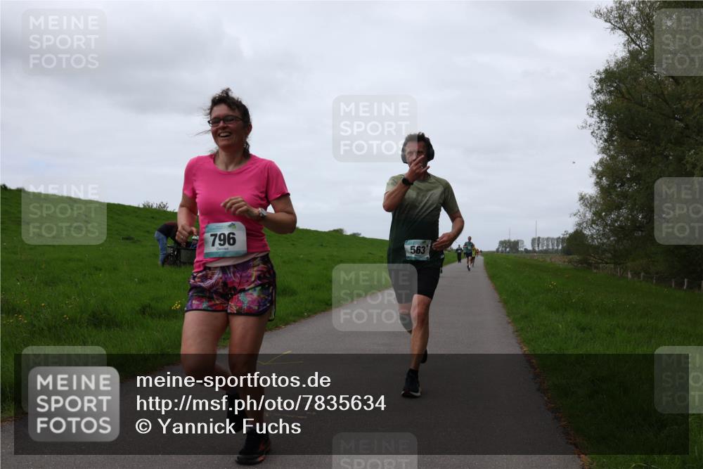 04.05.2025 - 8. Wedeler Halbmarathon Yannick Fuchs http://msf.ph/oto/7835634 04.05.2025 11:23:26 Laufen 796, 563 meine-sportfotos.de