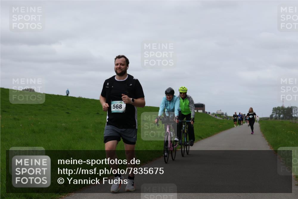 04.05.2025 - 8. Wedeler Halbmarathon Yannick Fuchs http://msf.ph/oto/7835675 04.05.2025 11:44:47 Laufen 568 meine-sportfotos.de