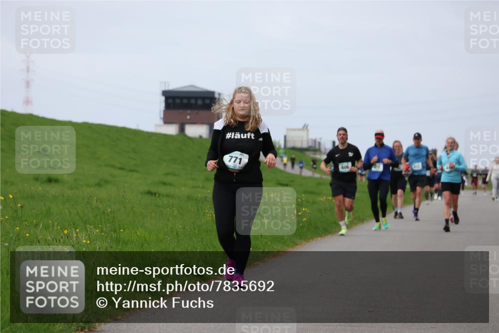 04.05.2025 - 8. Wedeler Halbmarathon Yannick Fuchs http://msf.ph/oto/7835692 04.05.2025 11:44:52 Laufen 771, 606, 476 meine-sportfotos.de