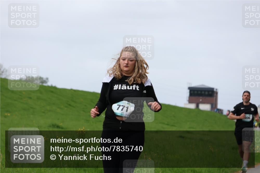 04.05.2025 - 8. Wedeler Halbmarathon Yannick Fuchs http://msf.ph/oto/7835740 04.05.2025 11:44:58 Laufen 771, 14, 606 meine-sportfotos.de