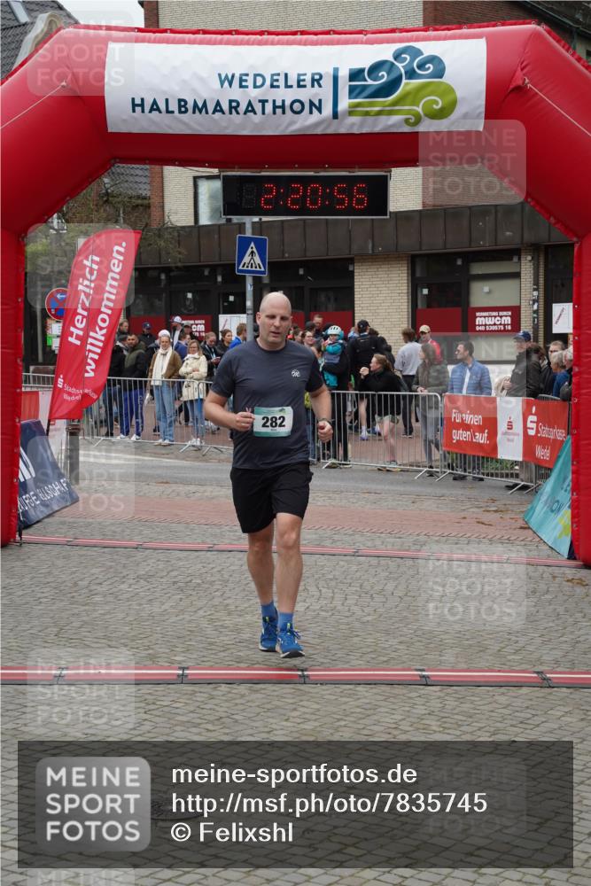 04.05.2025 - 8. Wedeler Halbmarathon Felixshl http://msf.ph/oto/7835745 04.05.2025 12:20:54 Ziel 282 meine-sportfotos.de