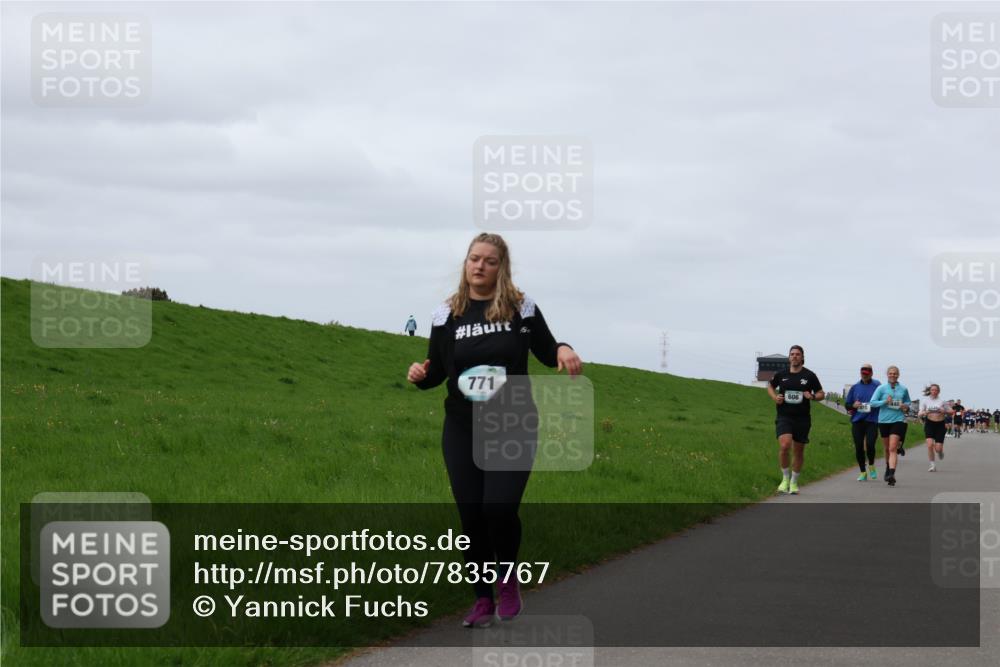 04.05.2025 - 8. Wedeler Halbmarathon Yannick Fuchs http://msf.ph/oto/7835767 04.05.2025 11:45:00 Laufen 771, 606 meine-sportfotos.de