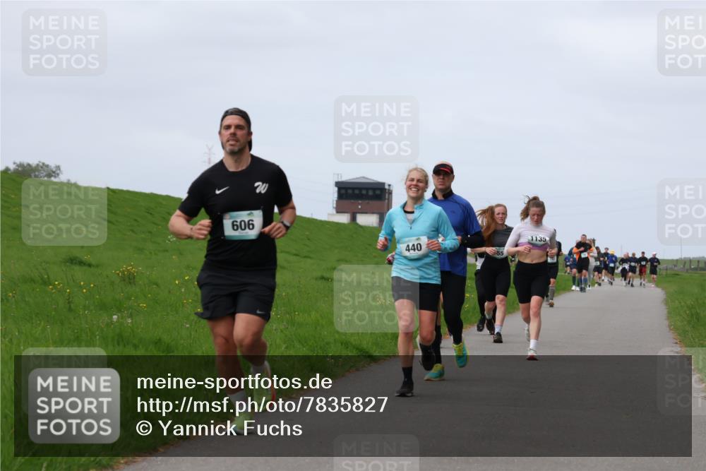 04.05.2025 - 8. Wedeler Halbmarathon Yannick Fuchs http://msf.ph/oto/7835827 04.05.2025 11:45:04 Laufen 606, 440, 55, 1135 meine-sportfotos.de