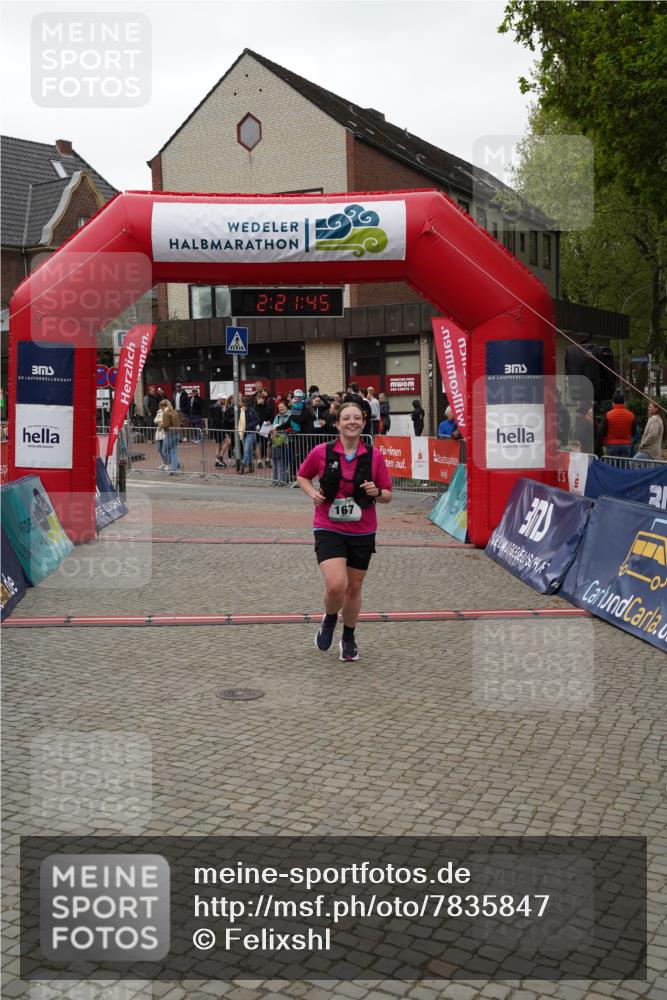 04.05.2025 - 8. Wedeler Halbmarathon Felixshl http://msf.ph/oto/7835847 04.05.2025 12:21:43 Ziel 167 meine-sportfotos.de