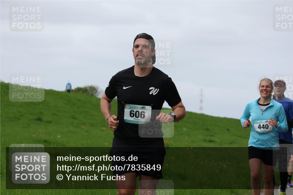 04.05.2025 - 8. Wedeler Halbmarathon Yannick Fuchs http://msf.ph/oto/7835849 04.05.2025 11:45:06 Laufen 606, 440 meine-sportfotos.de