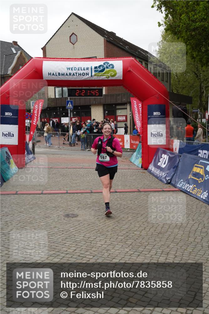04.05.2025 - 8. Wedeler Halbmarathon Felixshl http://msf.ph/oto/7835858 04.05.2025 12:21:43 Ziel 167 meine-sportfotos.de