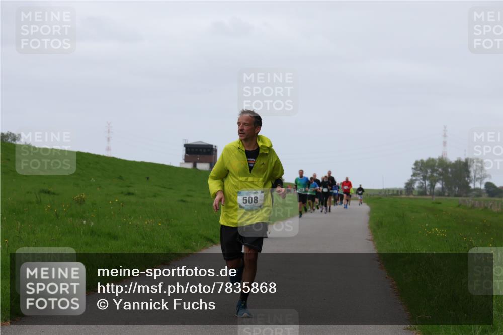 04.05.2025 - 8. Wedeler Halbmarathon Yannick Fuchs http://msf.ph/oto/7835868 04.05.2025 11:23:34 Laufen 508 meine-sportfotos.de