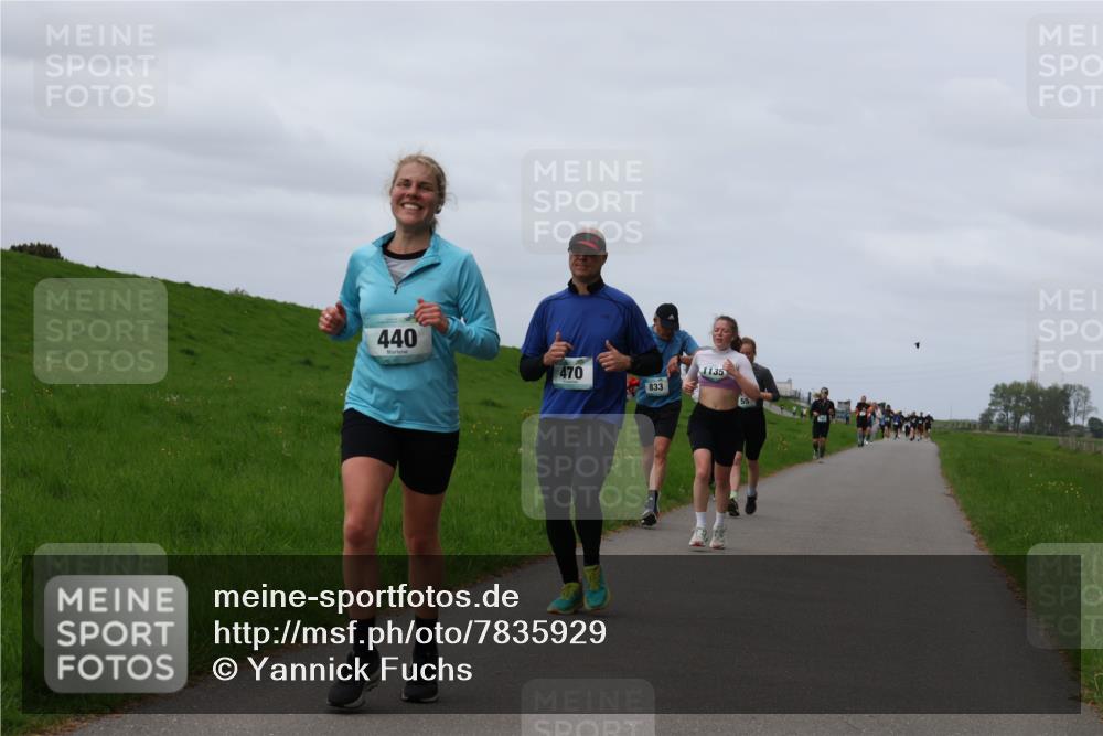 04.05.2025 - 8. Wedeler Halbmarathon Yannick Fuchs http://msf.ph/oto/7835929 04.05.2025 11:45:08 Laufen 440, 470, 1135, 833 meine-sportfotos.de