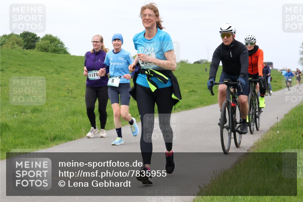 04.05.2025 - 8. Wedeler Halbmarathon Lena Gebhardt http://msf.ph/oto/7835955 04.05.2025 11:29:29 Laufen 10, 1171, 8, 8 meine-sportfotos.de