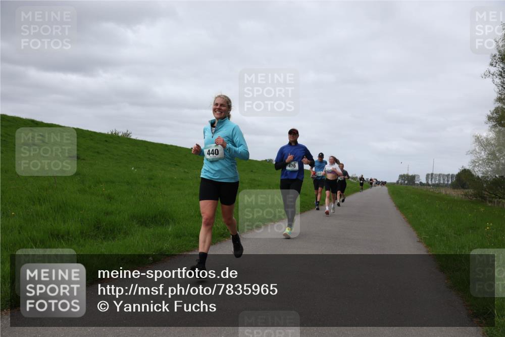 04.05.2025 - 8. Wedeler Halbmarathon Yannick Fuchs http://msf.ph/oto/7835965 04.05.2025 11:45:09 Laufen 440, 470 meine-sportfotos.de