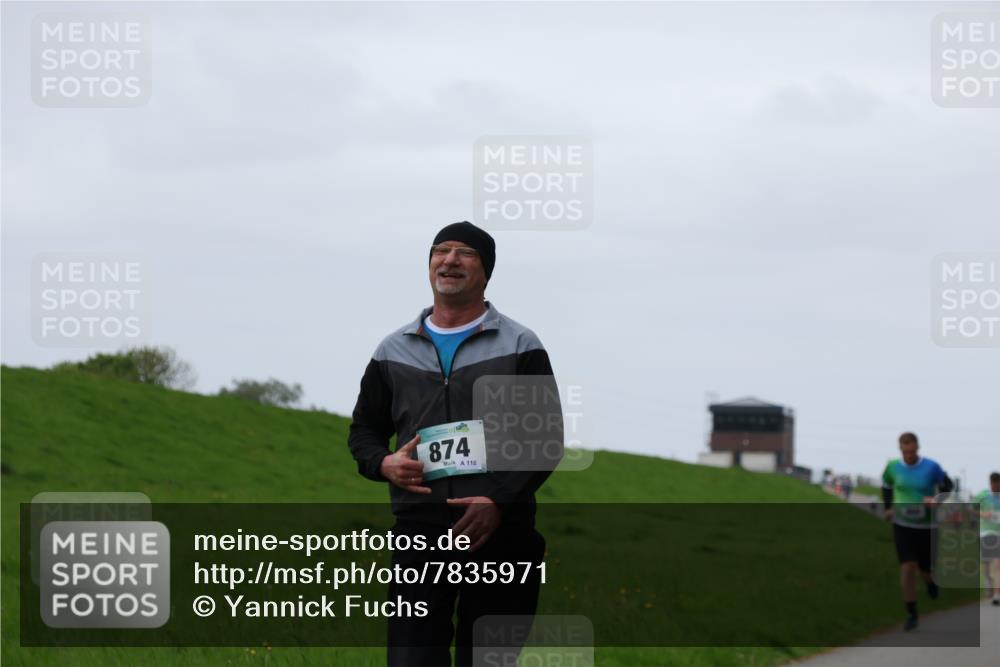 04.05.2025 - 8. Wedeler Halbmarathon Yannick Fuchs http://msf.ph/oto/7835971 04.05.2025 11:23:43 Laufen 874, 118 meine-sportfotos.de