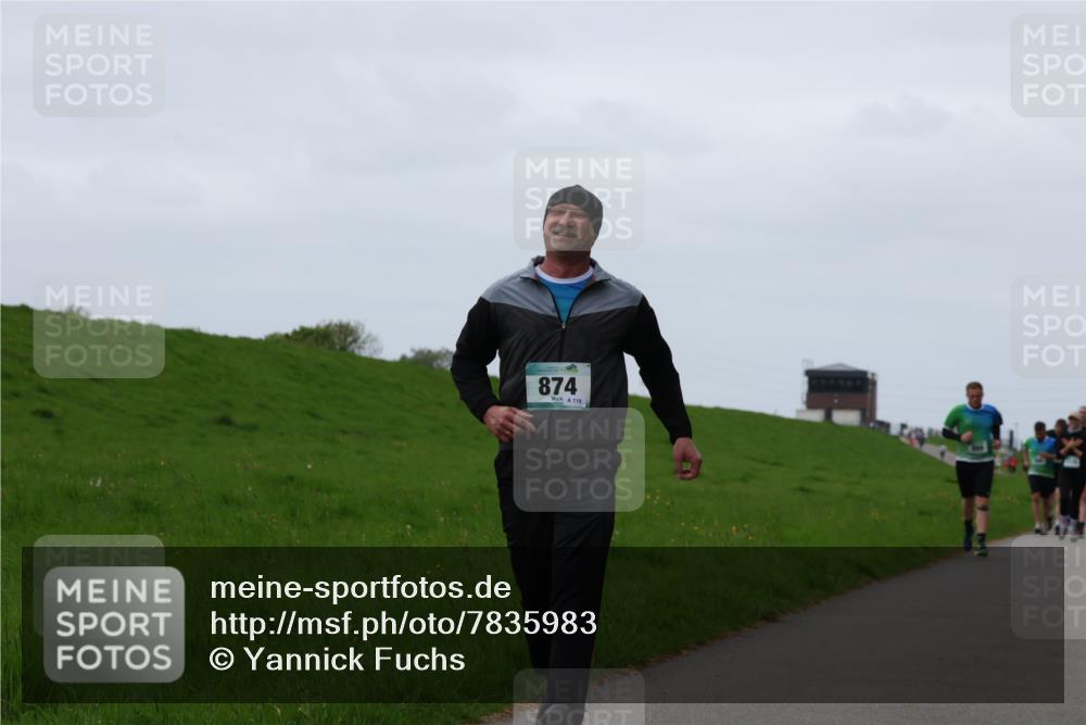 04.05.2025 - 8. Wedeler Halbmarathon Yannick Fuchs http://msf.ph/oto/7835983 04.05.2025 11:23:43 Laufen 874, 118 meine-sportfotos.de
