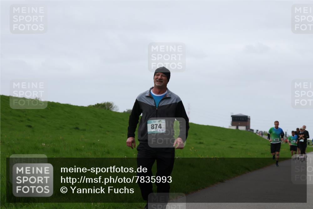 04.05.2025 - 8. Wedeler Halbmarathon Yannick Fuchs http://msf.ph/oto/7835993 04.05.2025 11:23:43 Laufen 874, 118 meine-sportfotos.de