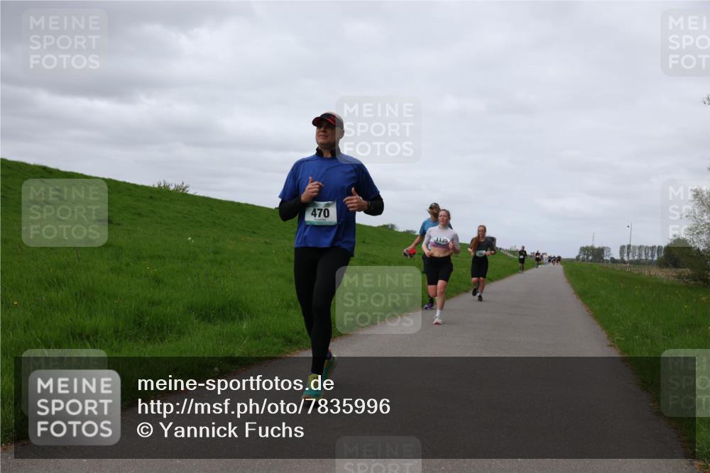 04.05.2025 - 8. Wedeler Halbmarathon Yannick Fuchs http://msf.ph/oto/7835996 04.05.2025 11:45:10 Laufen 470, 1135 meine-sportfotos.de