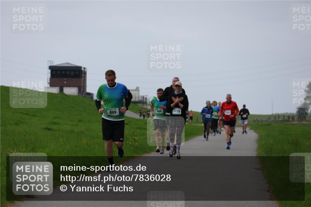 04.05.2025 - 8. Wedeler Halbmarathon Yannick Fuchs http://msf.ph/oto/7836028 04.05.2025 11:23:45 Laufen 886, 1175, 1141, 889 meine-sportfotos.de