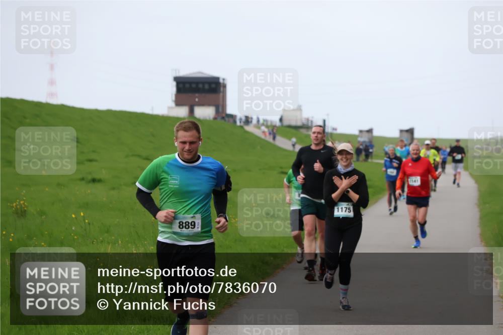 04.05.2025 - 8. Wedeler Halbmarathon Yannick Fuchs http://msf.ph/oto/7836070 04.05.2025 11:23:50 Laufen 889, 1175, 1141 meine-sportfotos.de