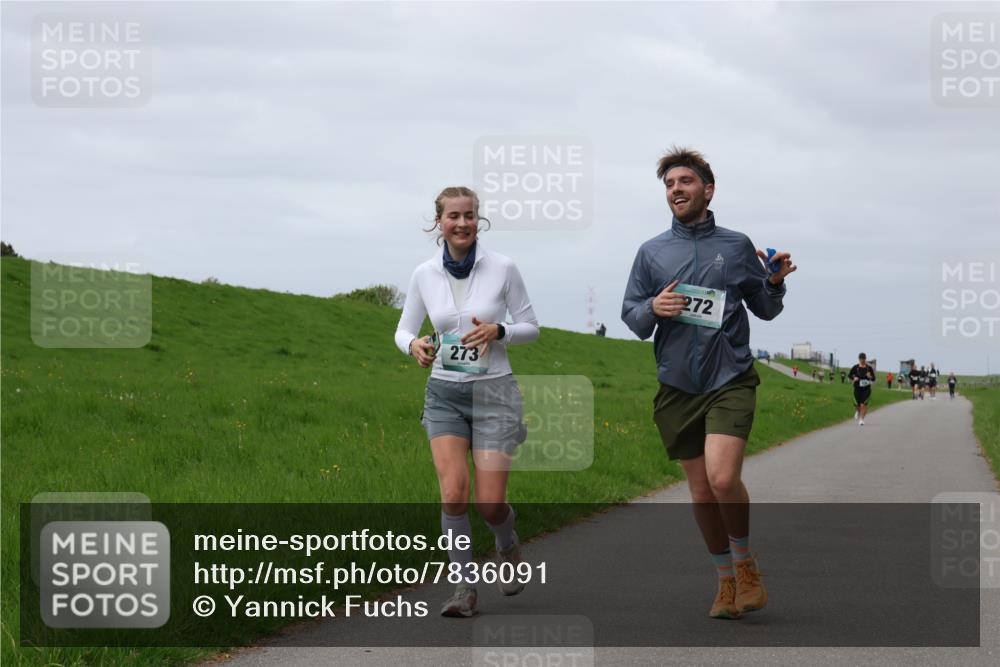 04.05.2025 - 8. Wedeler Halbmarathon Yannick Fuchs http://msf.ph/oto/7836091 04.05.2025 11:58:51 Laufen 273, 272 meine-sportfotos.de