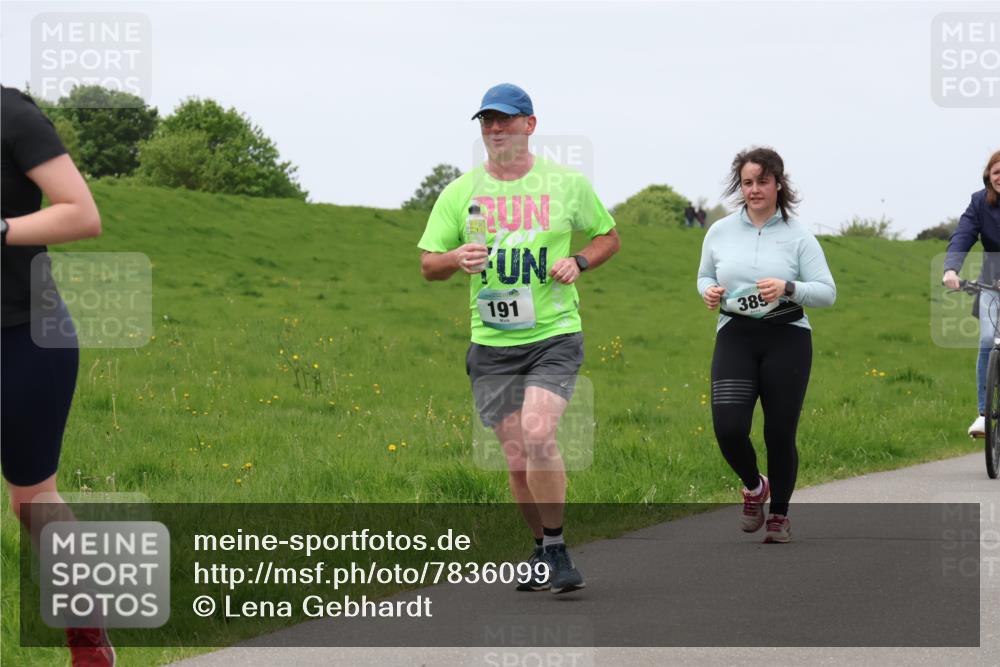04.05.2025 - 8. Wedeler Halbmarathon Lena Gebhardt http://msf.ph/oto/7836099 04.05.2025 11:30:02 Laufen 191, 389 meine-sportfotos.de