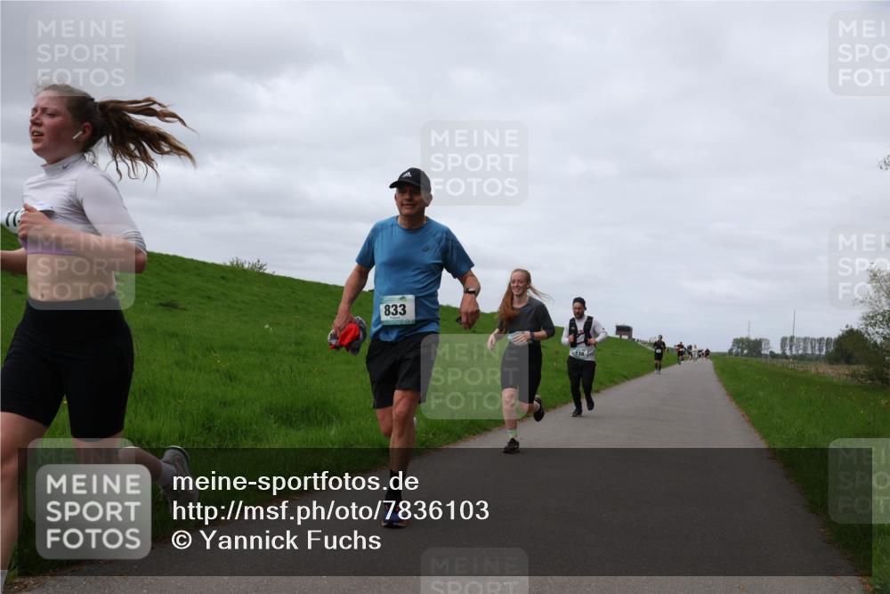 04.05.2025 - 8. Wedeler Halbmarathon Yannick Fuchs http://msf.ph/oto/7836103 04.05.2025 11:45:13 Laufen 833, 138 meine-sportfotos.de