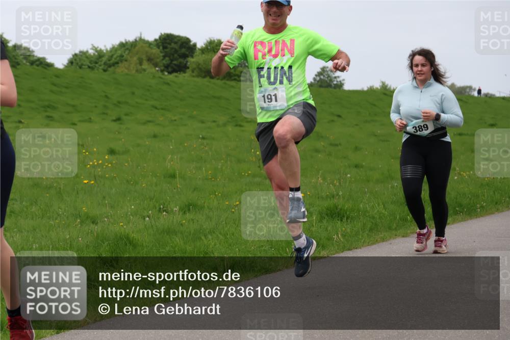 04.05.2025 - 8. Wedeler Halbmarathon Lena Gebhardt http://msf.ph/oto/7836106 04.05.2025 11:30:03 Laufen 191, 389 meine-sportfotos.de