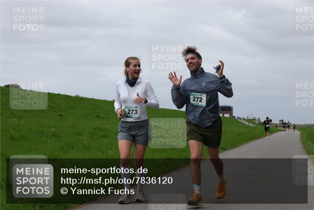 04.05.2025 - 8. Wedeler Halbmarathon Yannick Fuchs http://msf.ph/oto/7836120 04.05.2025 11:58:52 Laufen 273, 272 meine-sportfotos.de