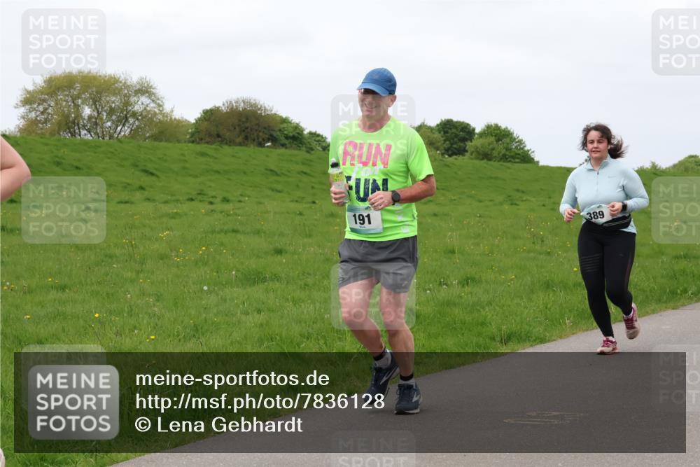 04.05.2025 - 8. Wedeler Halbmarathon Lena Gebhardt http://msf.ph/oto/7836128 04.05.2025 11:30:04 Laufen 191, 389 meine-sportfotos.de