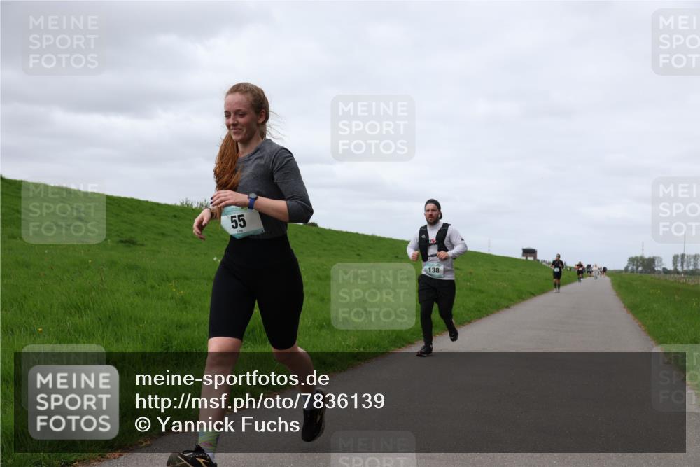 04.05.2025 - 8. Wedeler Halbmarathon Yannick Fuchs http://msf.ph/oto/7836139 04.05.2025 11:45:14 Laufen 55, 138 meine-sportfotos.de