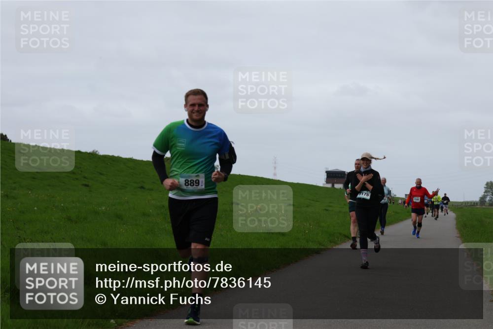 04.05.2025 - 8. Wedeler Halbmarathon Yannick Fuchs http://msf.ph/oto/7836145 04.05.2025 11:23:54 Laufen 889, 1175, 1141 meine-sportfotos.de