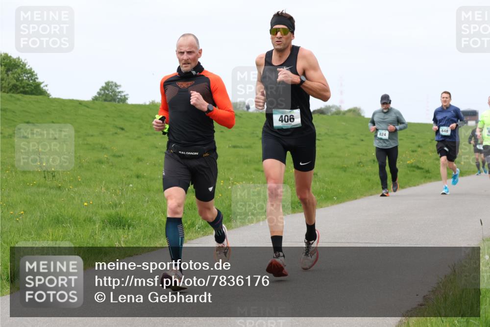 04.05.2025 - 8. Wedeler Halbmarathon Lena Gebhardt http://msf.ph/oto/7836176 04.05.2025 11:30:08 Laufen 406, 824, 648 meine-sportfotos.de