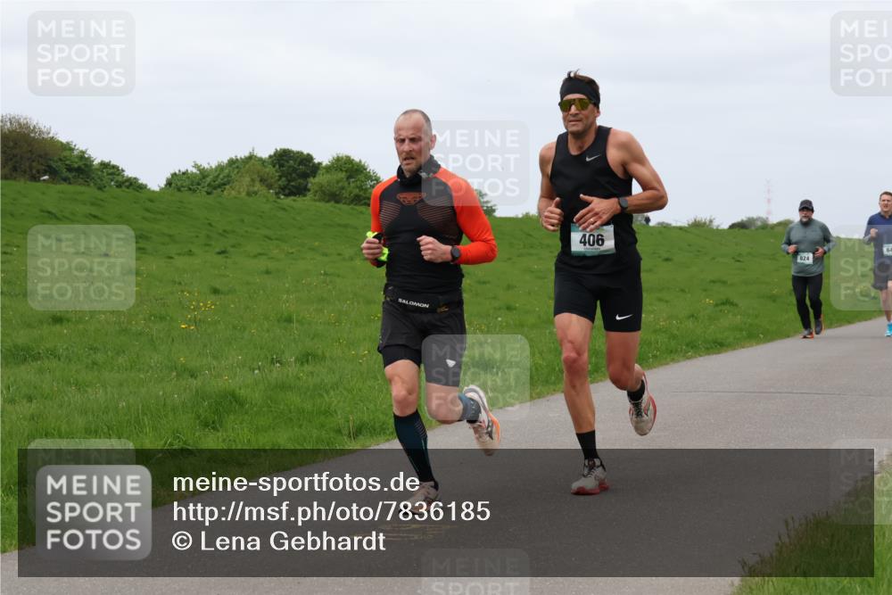 04.05.2025 - 8. Wedeler Halbmarathon Lena Gebhardt http://msf.ph/oto/7836185 04.05.2025 11:30:09 Laufen 406, 824 meine-sportfotos.de