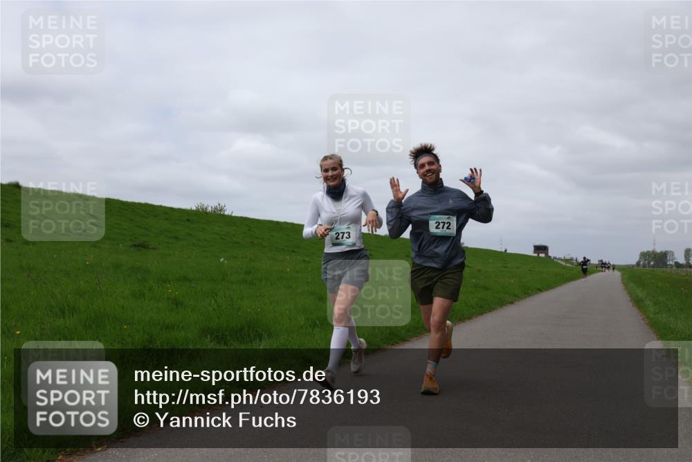 04.05.2025 - 8. Wedeler Halbmarathon Yannick Fuchs http://msf.ph/oto/7836193 04.05.2025 11:58:53 Laufen 273, 272 meine-sportfotos.de
