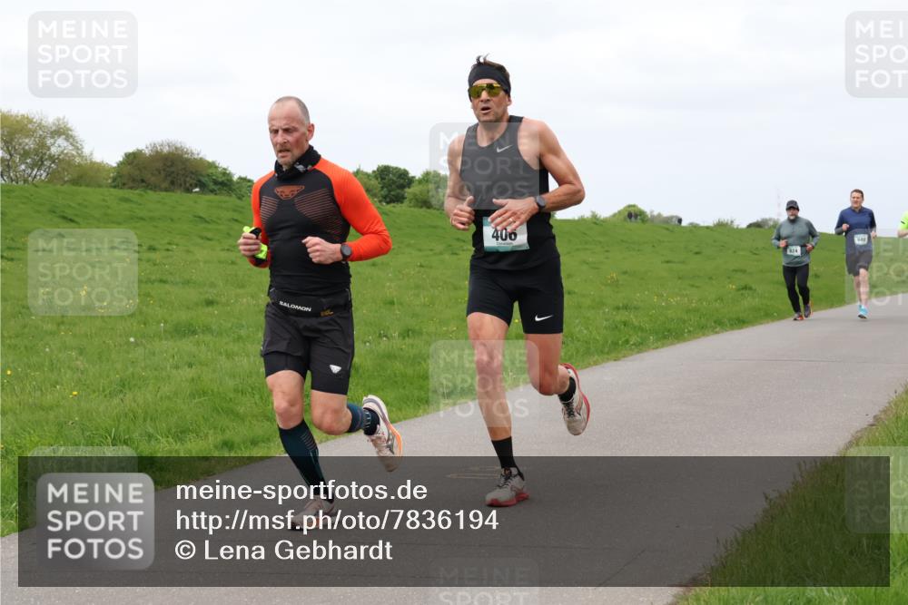 04.05.2025 - 8. Wedeler Halbmarathon Lena Gebhardt http://msf.ph/oto/7836194 04.05.2025 11:30:09 Laufen 400, 824, 648 meine-sportfotos.de