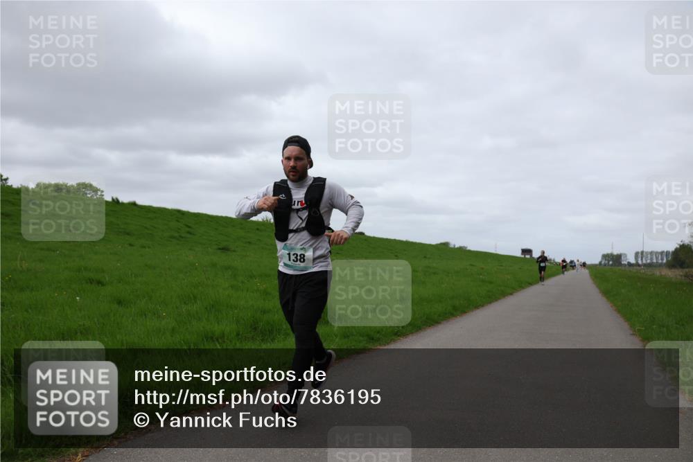 04.05.2025 - 8. Wedeler Halbmarathon Yannick Fuchs http://msf.ph/oto/7836195 04.05.2025 11:45:16 Laufen 138 meine-sportfotos.de