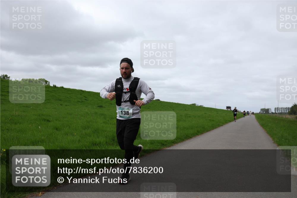 04.05.2025 - 8. Wedeler Halbmarathon Yannick Fuchs http://msf.ph/oto/7836200 04.05.2025 11:45:16 Laufen 138 meine-sportfotos.de
