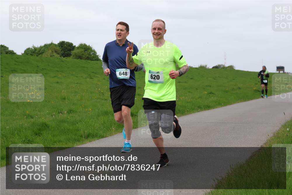 04.05.2025 - 8. Wedeler Halbmarathon Lena Gebhardt http://msf.ph/oto/7836247 04.05.2025 11:30:14 Laufen 648, 620 meine-sportfotos.de