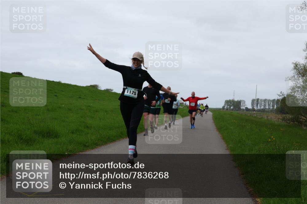 04.05.2025 - 8. Wedeler Halbmarathon Yannick Fuchs http://msf.ph/oto/7836268 04.05.2025 11:23:57 Laufen 1175, 1141 meine-sportfotos.de