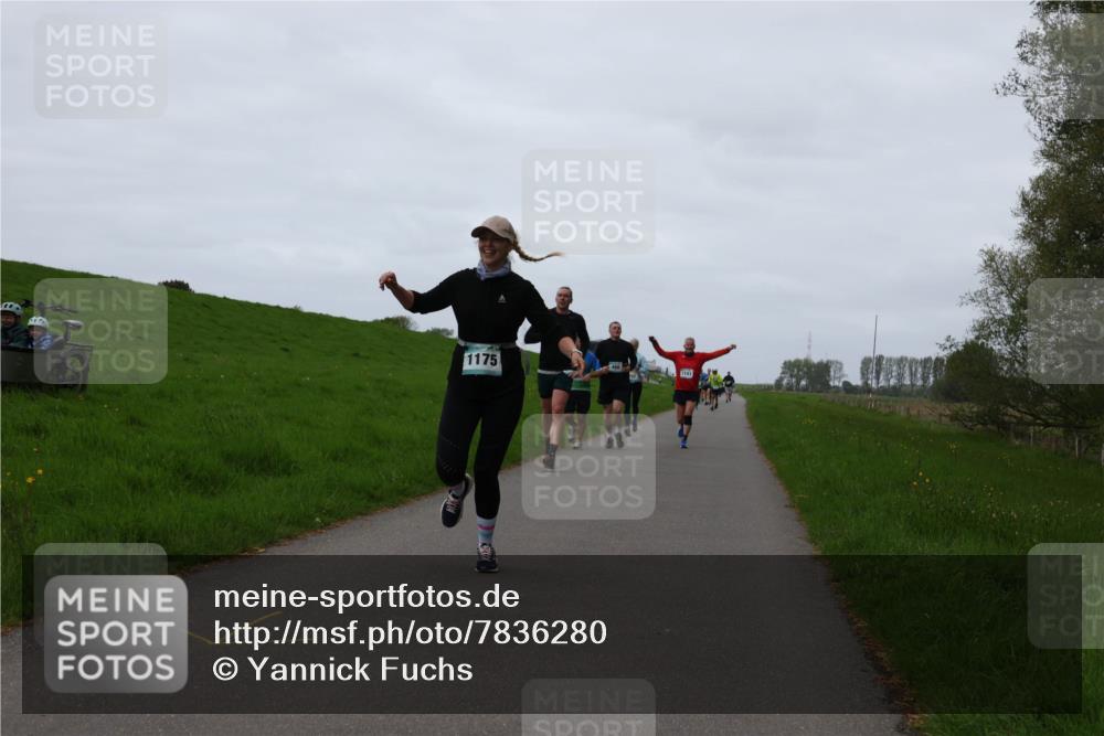 04.05.2025 - 8. Wedeler Halbmarathon Yannick Fuchs http://msf.ph/oto/7836280 04.05.2025 11:23:57 Laufen 1175, 1141 meine-sportfotos.de