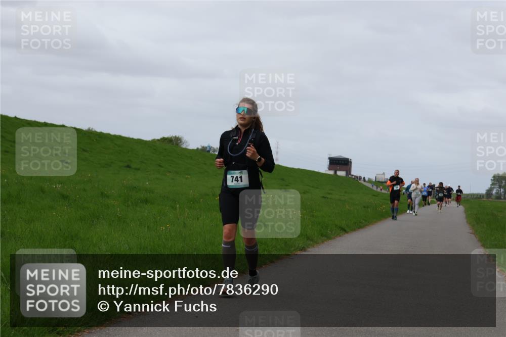 04.05.2025 - 8. Wedeler Halbmarathon Yannick Fuchs http://msf.ph/oto/7836290 04.05.2025 11:45:22 Laufen 741 meine-sportfotos.de