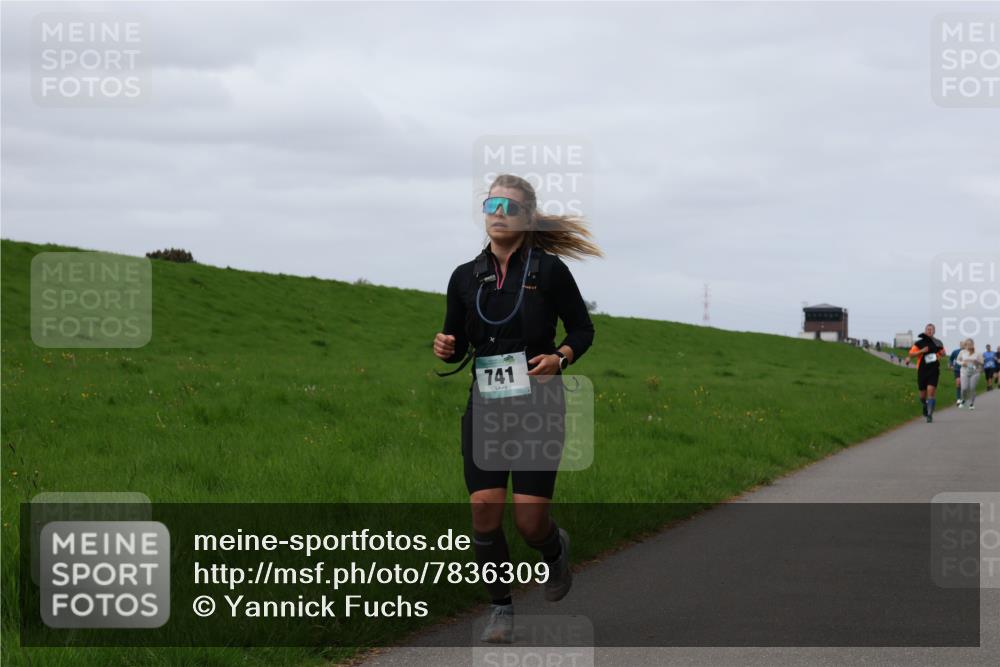 04.05.2025 - 8. Wedeler Halbmarathon Yannick Fuchs http://msf.ph/oto/7836309 04.05.2025 11:45:23 Laufen 741 meine-sportfotos.de