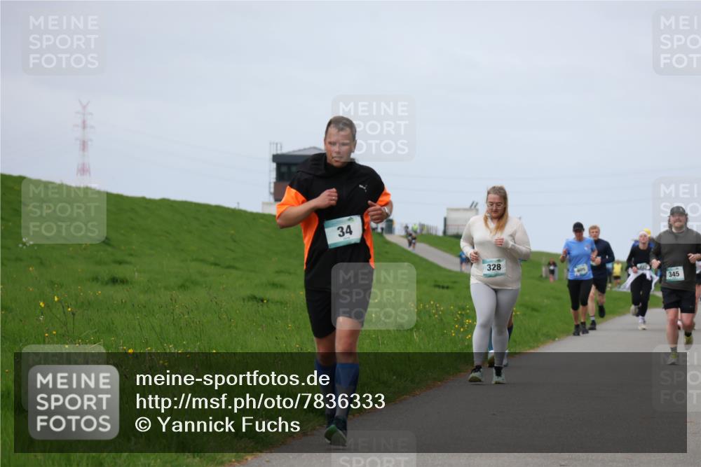 04.05.2025 - 8. Wedeler Halbmarathon Yannick Fuchs http://msf.ph/oto/7836333 04.05.2025 11:45:29 Laufen 34, 328, 345 meine-sportfotos.de