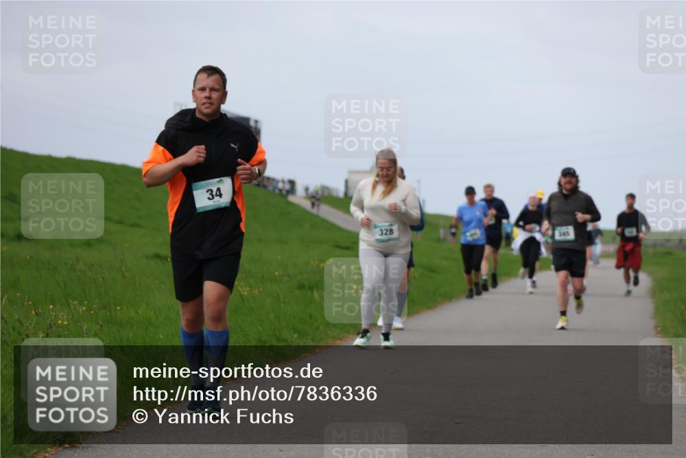 04.05.2025 - 8. Wedeler Halbmarathon Yannick Fuchs http://msf.ph/oto/7836336 04.05.2025 11:45:30 Laufen 34, 328 meine-sportfotos.de