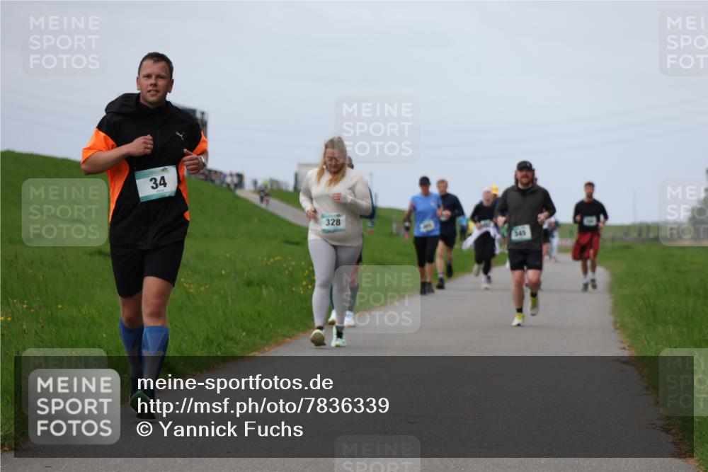 04.05.2025 - 8. Wedeler Halbmarathon Yannick Fuchs http://msf.ph/oto/7836339 04.05.2025 11:45:30 Laufen 34, 328, 345 meine-sportfotos.de