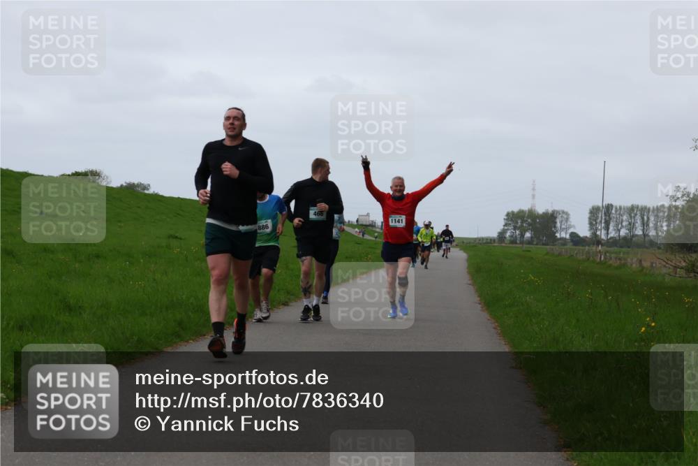 04.05.2025 - 8. Wedeler Halbmarathon Yannick Fuchs http://msf.ph/oto/7836340 04.05.2025 11:23:58 Laufen 886, 465, 1141 meine-sportfotos.de