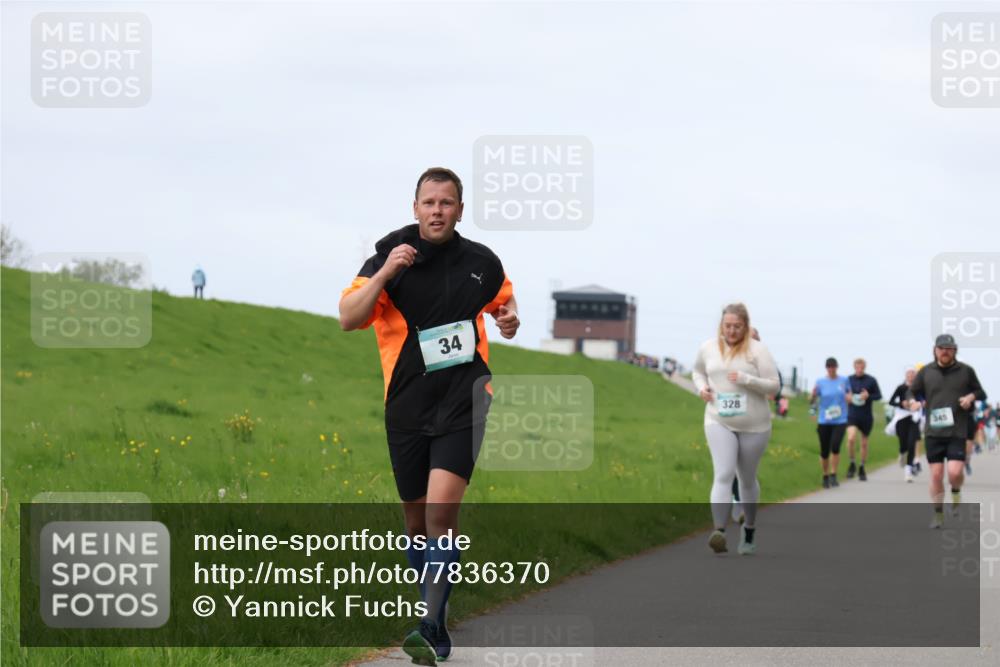 04.05.2025 - 8. Wedeler Halbmarathon Yannick Fuchs http://msf.ph/oto/7836370 04.05.2025 11:45:32 Laufen 34, 34, 328 meine-sportfotos.de